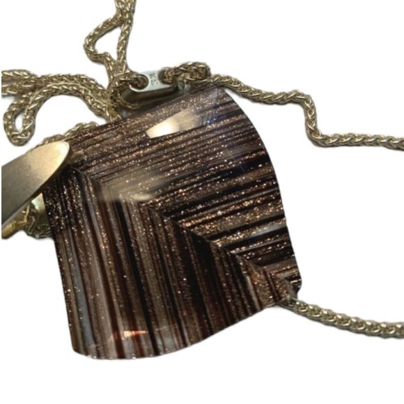 KENDRA SCOTT "Aislinn" Necklace and "Astoria" Earrings in Brown Dust - Picture 7 of 16